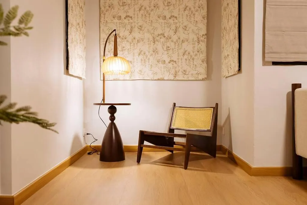 בית נופש The Grove Cottage - ג'והור בהרו
